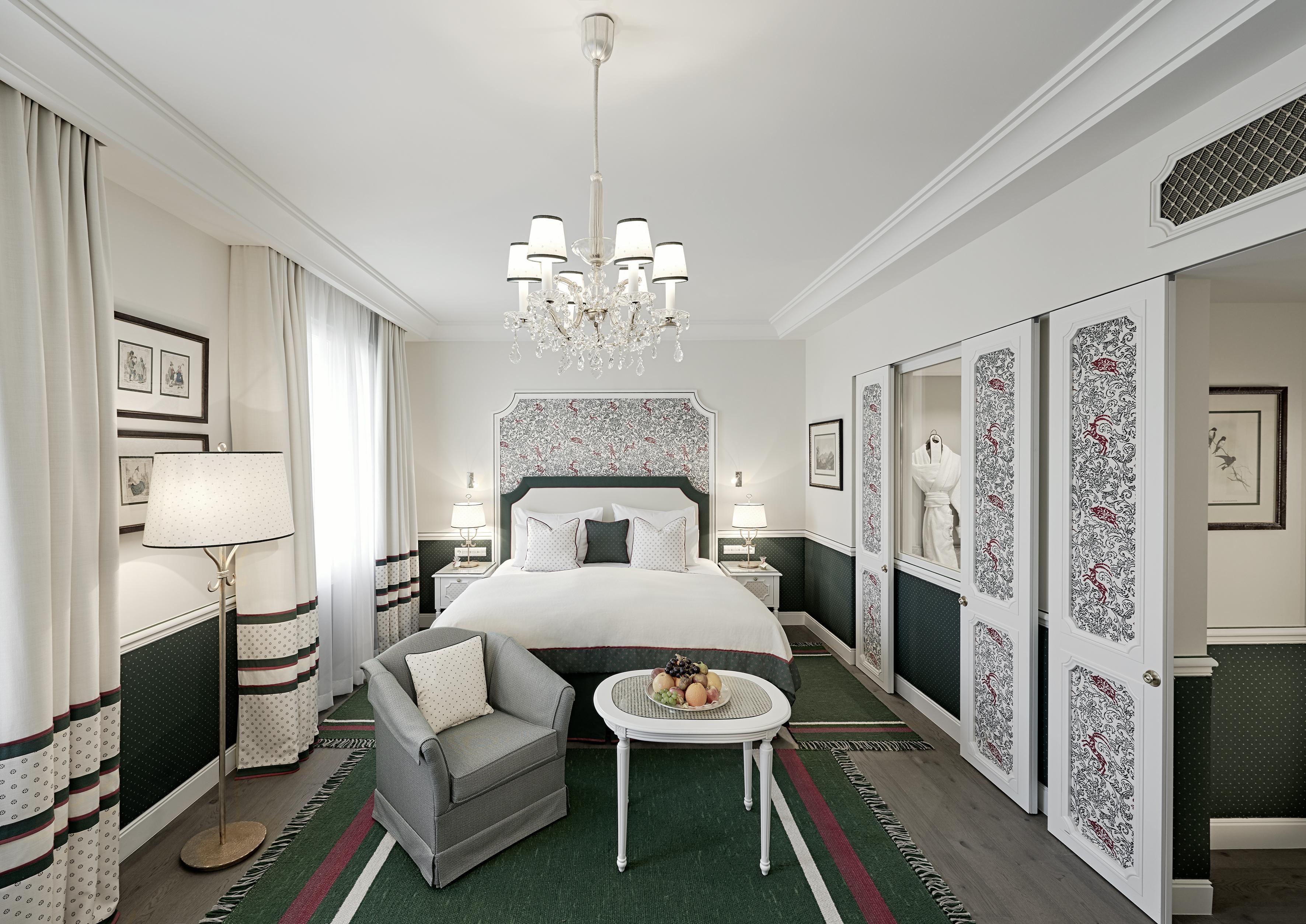 Hotel Sacher Salzburg Eksteriør bilde A suite at the Mandarin Oriental, Munich