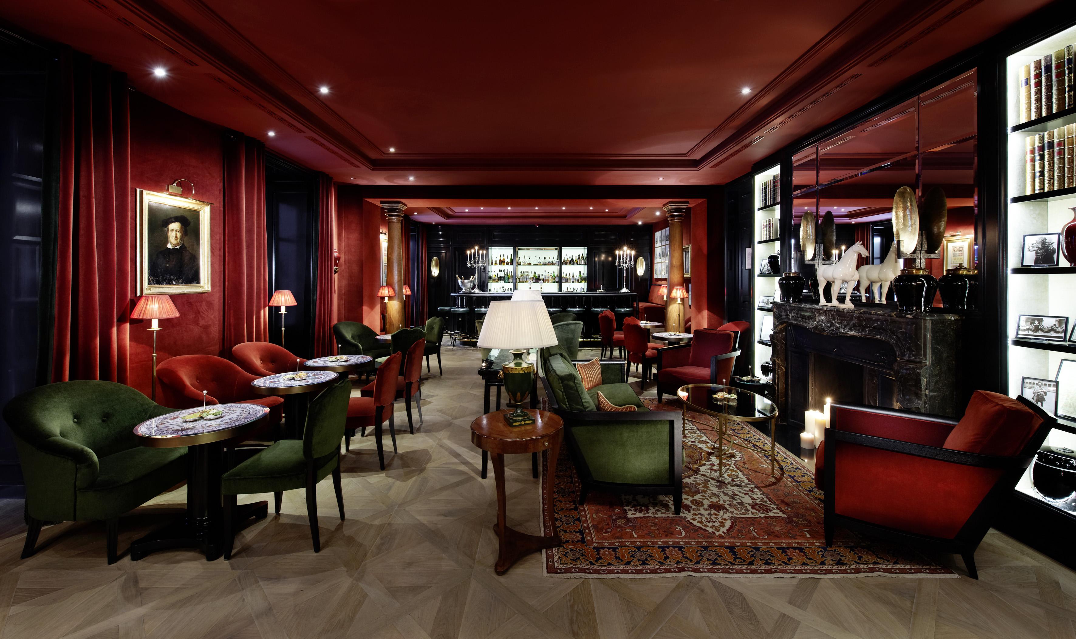Hotel Sacher Salzburg Restaurant bilde The bar at the Mandarin Oriental, Paris